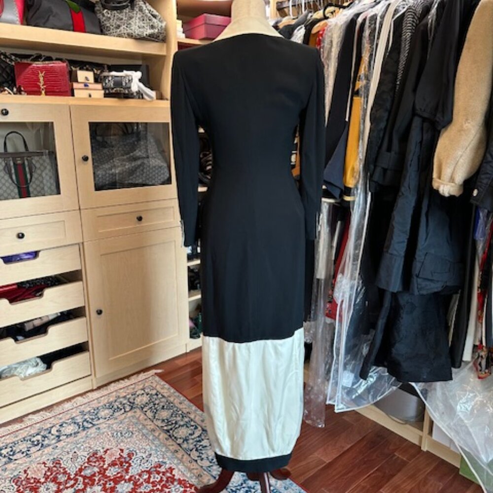 Moschino Couture Black and Off-white Size 38 Coat - Picture 3 of 16